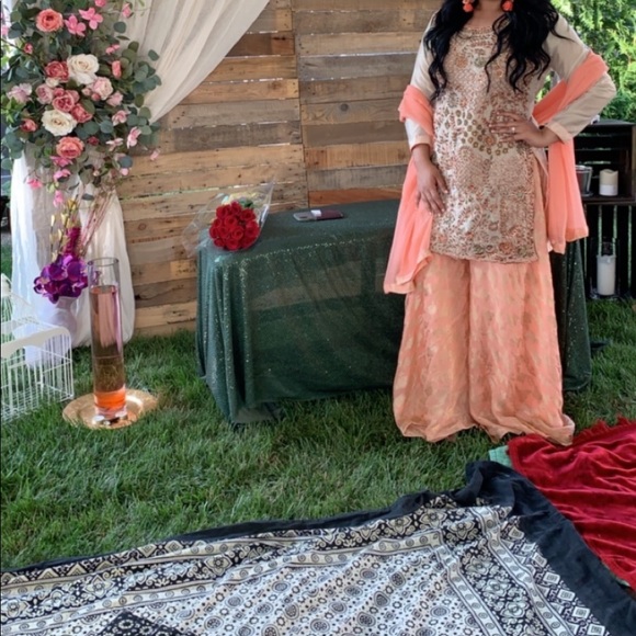 Beautiful peach outfit! Perfect for summer events, dholki and more! 🍑 - Picture 3 of 3
